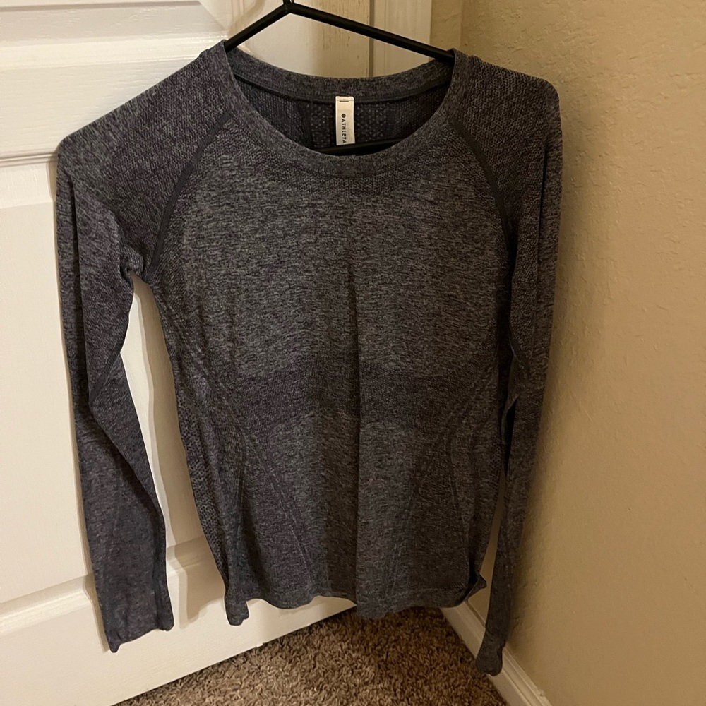 athleta grey long sleeve top